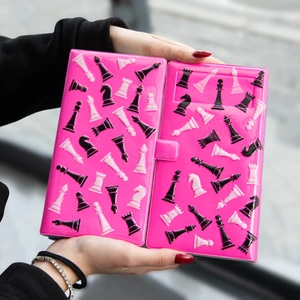 10+ Yaş Kapaklı Pembe Satranç Takımı 1-2 Kişi Türkçe