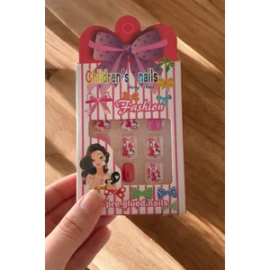 Mirag Nails 12'li Karışık Figürlü Çocuk Takma Tırnak Yapıştırıcılı