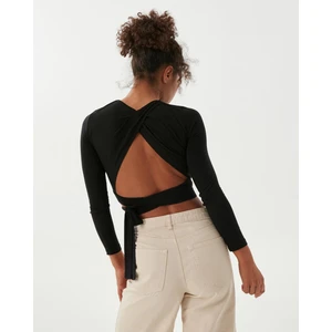 Ayma Active Kadın Siyah Uzun Kollu Sırt Pencereli Bluz - EcoVero Viskoz, Hafif Kumaş, Sırt Pencereli, Uzun Kollu, Göğüs Pedli, Pilates, Yoga, Günlük ve Spor Aktiviteleri İçin Rahat Bluz Crop Top