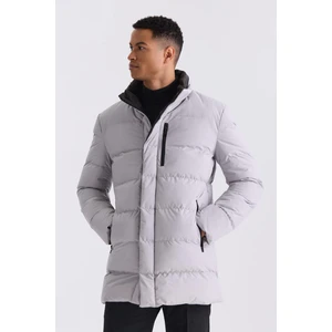 Taş Regular Fit Hakim Yaka Fermuarlı Kışlık Şişme Mont