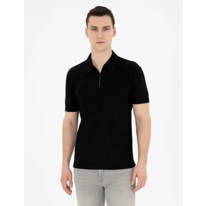 Pierre Cardin Erkek Siyah Slim Fit Tişört 50288915-VR046