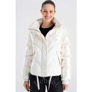 Kadın Şişme Kış ve Kayak Montu Gizli Kapüşonlu Parlak ve Mat Kumaş Puffer
