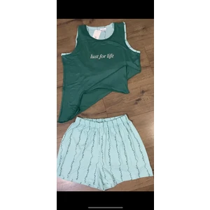 Yeşil Renk Sıfır Kol Şortlu Yazlık Pijama Takımı