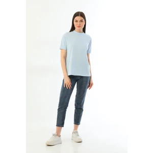 Açık Mavi Dik Yaka Rahat Kalıp %100 Pamuk T-Shirt