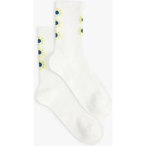 Çiçekli Soket Çorap Desenli