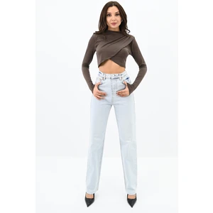 Kadın Dik Yaka Drapeli Kapaklı Crop Bluz 1655-24