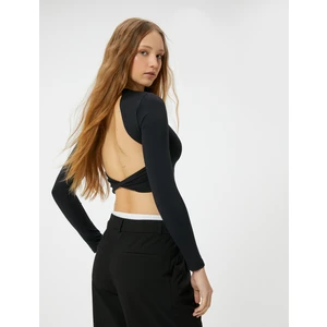 Sırt Dekolteli Crop Tişört Uzun Kollu Bisiklet Yaka Slim Fit