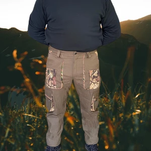 Haki Üzerine Meşe Ağaç Desen Pantolon
