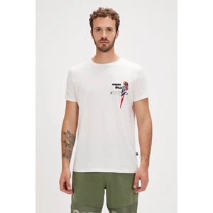 Bad Bear Macaw Beyaz Baskılı Erkek Tişört