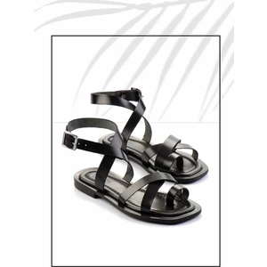 Siyah  Deri Kadın Sandalet K05826078103