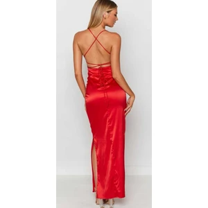 Hilal Trend Sırt Dekolteli Çift Yırtmaçlı Saten Elbise