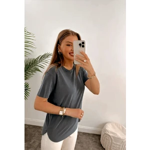 Unique Style Marka Dökümlü Tam Kalıp Rahat Kumaş Basic Tişört