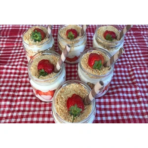 6'lı Cam Magnolya Bardağı Kavanozu Magnolia Puding Renkli Kapaklı Tatlı Cup Kase Seti