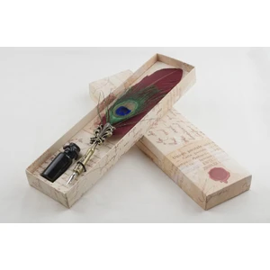 Tüylü Divit Kalem Tavus Kuşu Kırmızı