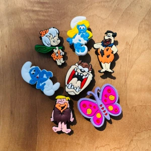 Crocs Jibbitz Terlik Süsü Şirinler,fred Çakmaktaş,tazmanya Canavarı,kelebek,barni 7'li Set