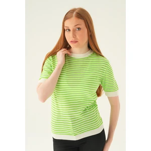 1443 Çizgili T-Shirt Elma Yeşili