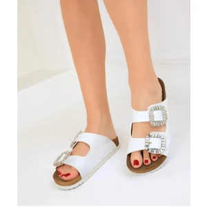 Günlük Taşlı Terlik