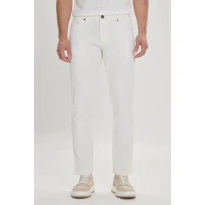 ALTINYILDIZ CLASSICS Erkek Beyaz Slim Fit Dar Kesim 5 Cep Armürlü Esnek Pantolon