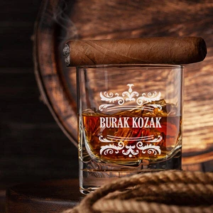 Arkadaşa lik Premium Isimli Viski Bardağı