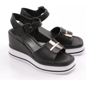 Dgn 173 Kadin Bilekten Bağlamali Sandalet