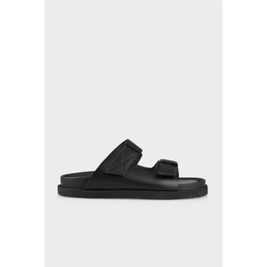 Siyah Deri Erkek Terlik