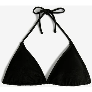 Üçgen Bikini Üstü Dokulu Kaplı