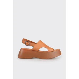 Taba Deri Kadın Dolgu Topuklu Sandalet