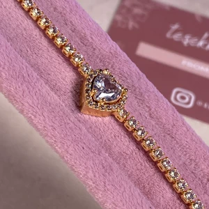 Gold Kalp Işlemeli Bileklik , Altın Kalpli Su Yolu Bileklik , Pandor,a Kalpli Bileklik