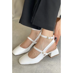 Moda Adam Kadın Kelvin Kısa Topuklu Rugan Ayakkabı - Beyaz-Rugan