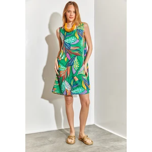 Multi Desenli Sırt Dekolteli Viskon Elbise