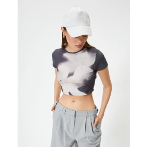 Soyut Desenli Crop Tişört Kısa Kollu Bisiklet Yaka Slim Fit