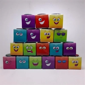 Emrah Gültekin 6 Adet Yeni Nesil Çimoji 3 Tarafı Emojili Küp Çim Adamlar Okul ve Okul Öncesi Hediyelik Çim Adam