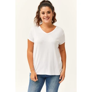 Kadın Büyük Beden V Yaka Basic Kısa Kollu Beyaz T-Shirt