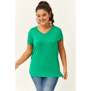 Kadın Büyük Beden V Yaka Basic Kısa Kollu Yeşil T-Shirt
