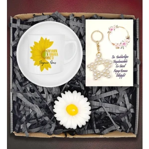 Anneler Günü Kişiye Özel Tasarım Kahve Fincanı&papatya Mum&inci Anahtarlık
