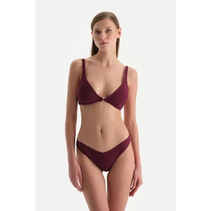 Bordo Brazilian Bikini Alt – Rahat Kesim, Yumuşak Dokulu Kaliteli Kumaş, Düz Desen Şık Plaj Modası