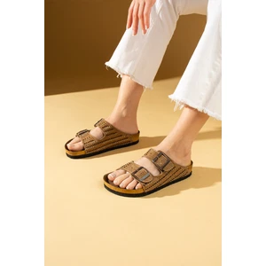 Pembe Potin Çift Tokalı Taş Detaylı Anatomik Taban Kadın Terlik 51-600-24