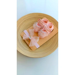 Bilge Trend Kız Bebek Patik ve Bandana Seti ( 0-6 Ay Arası Kullanıma Uygundur)