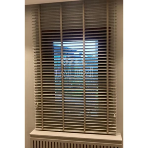 Özel Jaluzi Krem 50 Mm Ahşap Görünümlü Jaluzi
