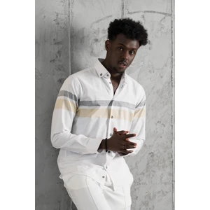 Panolu Yaka Düğmeli Pamuklu Slimfit Yazlık Gömlek