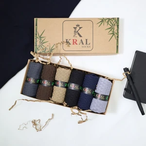 Kral Socks Bambu Uzun Çorap (6 Çift) Kaliteli Yazlık Dikişsiz Parfümlü Hediye Kutulu Erkek Çorap