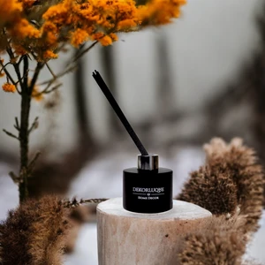 Odunsu Oda Kokusu Siyah Çubuklu Woody Ortam Kokusu Ofis Parfüm Reed Diffuser 130 ml