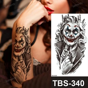 Gerçekci Geçici Renkli Joker ve Silah Dövme Sahte Etiket Kadın Erkek Kol Bacak