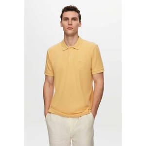 Regular Fit Açık Sarı Pike Dokulu %100 Pamuk Kıvrılmaz Polo Yaka Nakışlı T-Shirt 4HC14ORT51000
