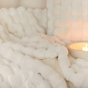 Baladi Home Tek Kişilik Kalın Tavşan Peluş Tv Battaniyesi (1 Adet) Çok Yumuşak