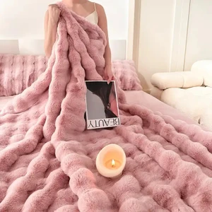 Baladi Home Tek Kişilik Kalın Tavşan Peluş Tv Battaniyesi (1 Adet) Çok Yumuşak