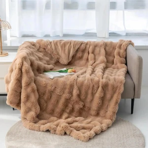 Baladi Home Tek Kişilik Kalın Tavşan Peluş Tv Battaniyesi (1 Adet) Çok Yumuşak