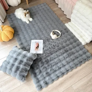 Baladi Home Kalın Tavşan Peluş Halı Kaymaz Tabanlı Çok Yumuşak