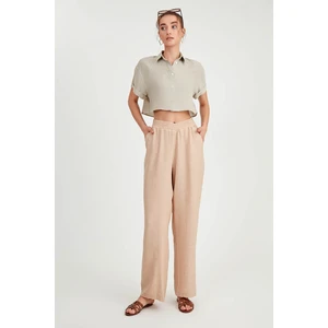 Beli Çapraz Lastik Detaylı Pantolon