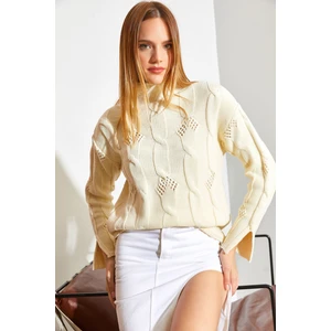 Kadın Yarım Balıkçı Yaka Saç Örgü Desenli Triko Kazak